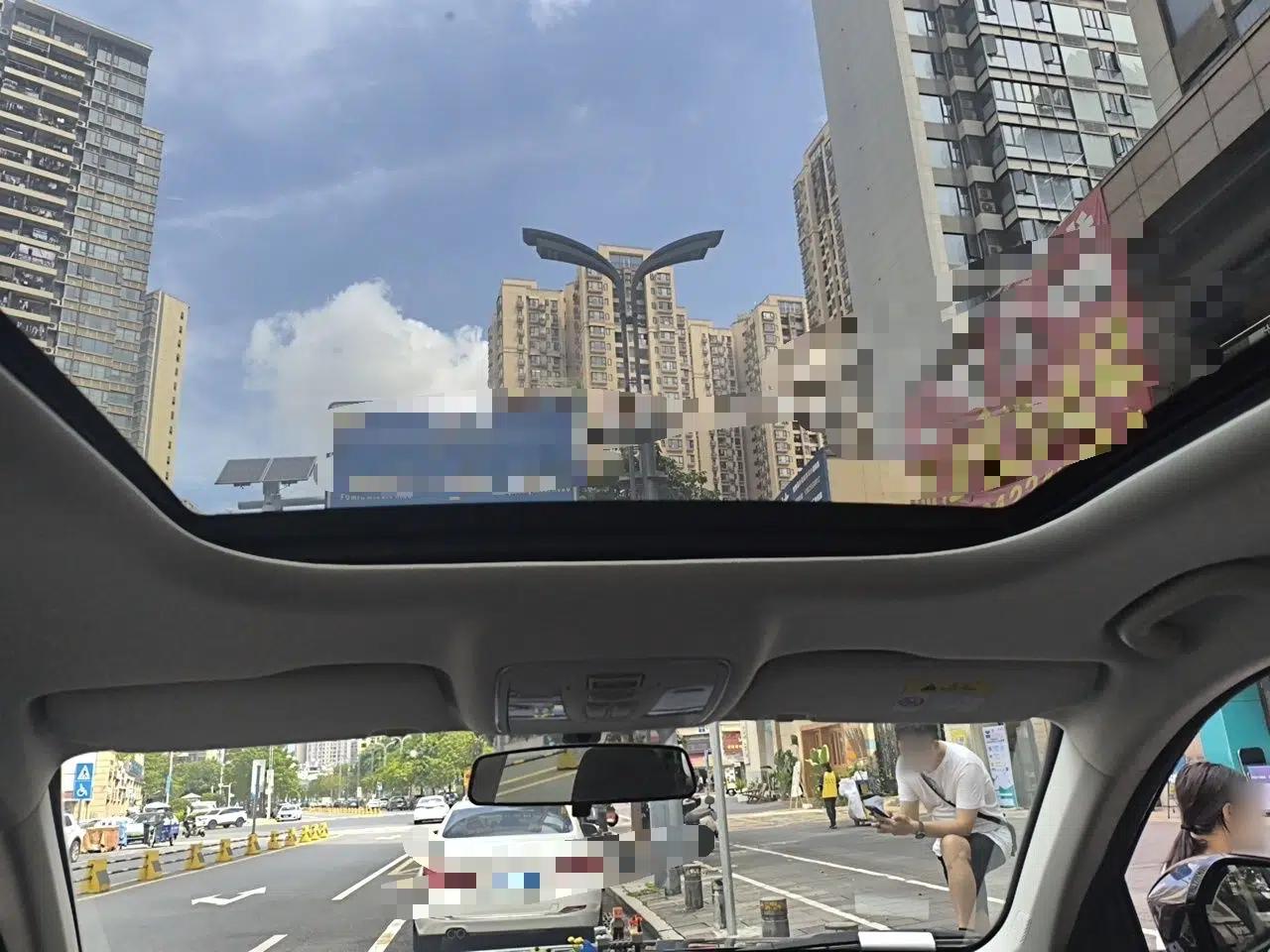 CHANGAN OSHAN X7 PLUS 2022 1.5T Blue Whale Edition Automatic ZhiZun Model — миниатюра 18