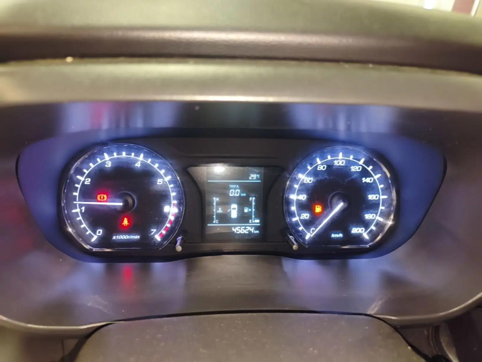 CHANGAN OSHAN X70A 2020 1.5L Manual Base Version — миниатюра 19