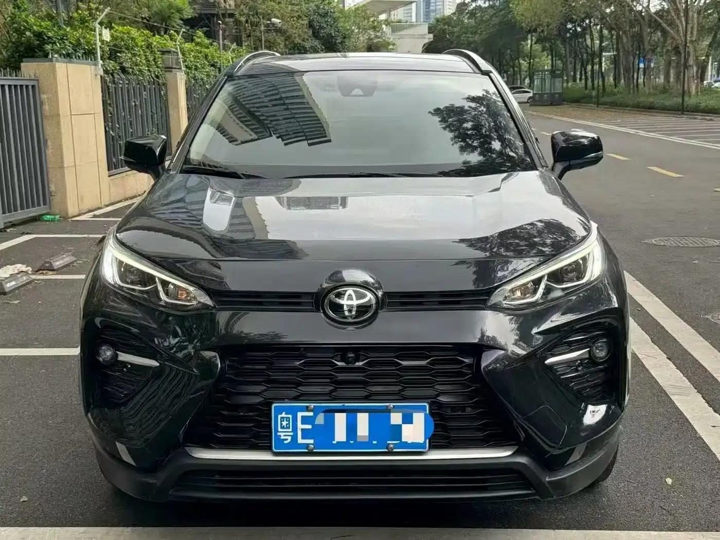 Highlander 2023 2.0L CVT 2WD Luxury PLUS Edition — миниатюра 1