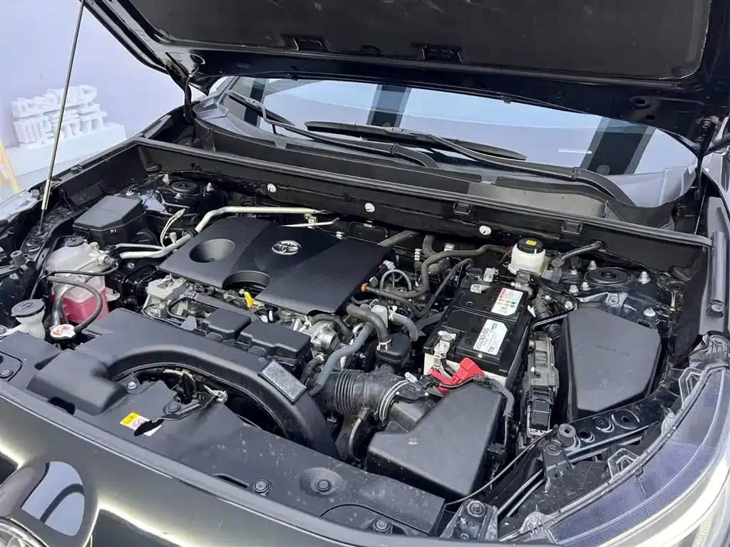 2022 Toyota RAV4 2.0L CVT 2WD Leading Edition — миниатюра 25