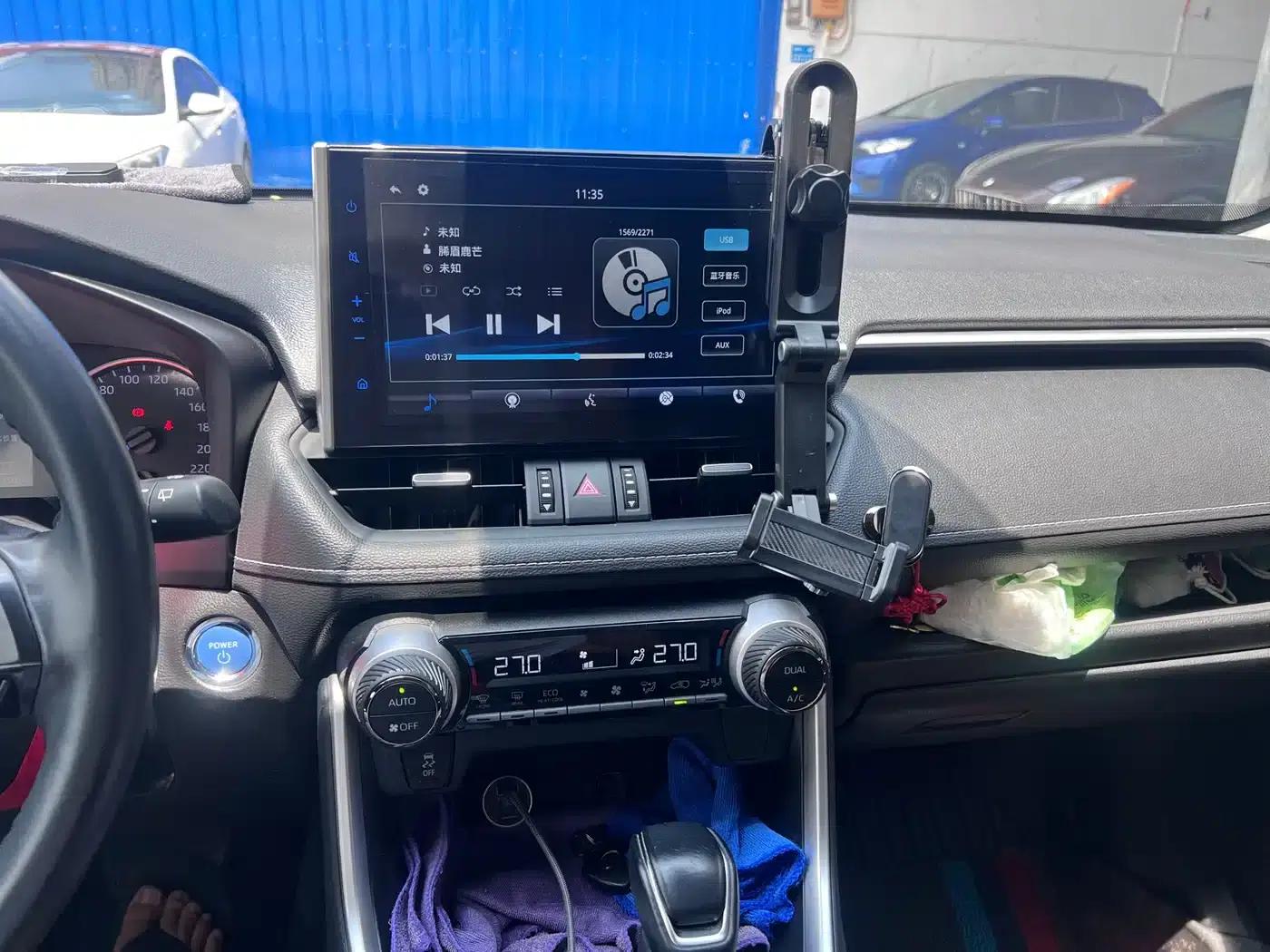 Highlander 2022 Hybrid 2.5L E-CVT AWD Luxury PLUS Edition — миниатюра 10