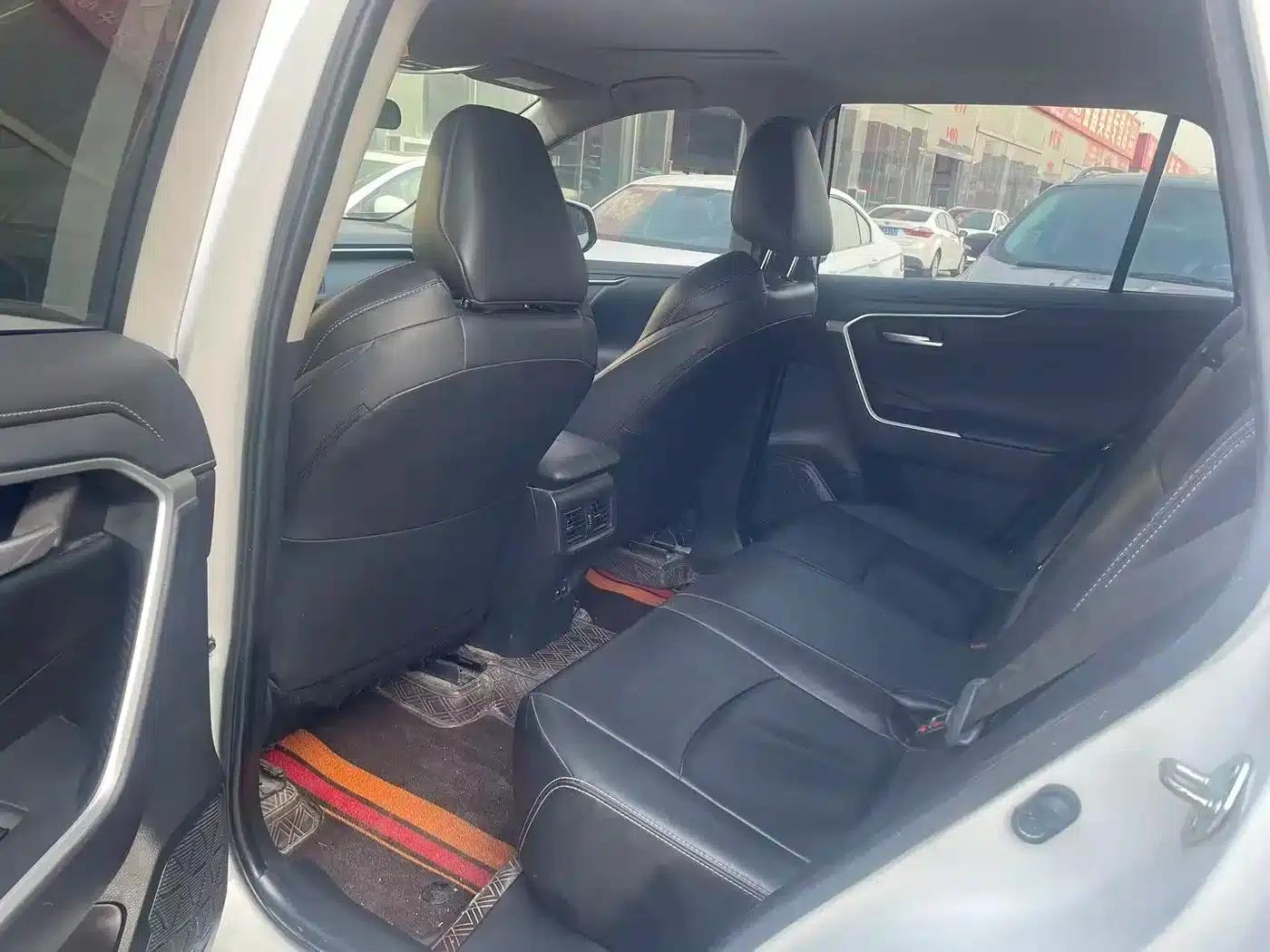 2022 Toyota RAV4 (Facelift) 2.0L CVT 2WD Leading Edition — миниатюра 6