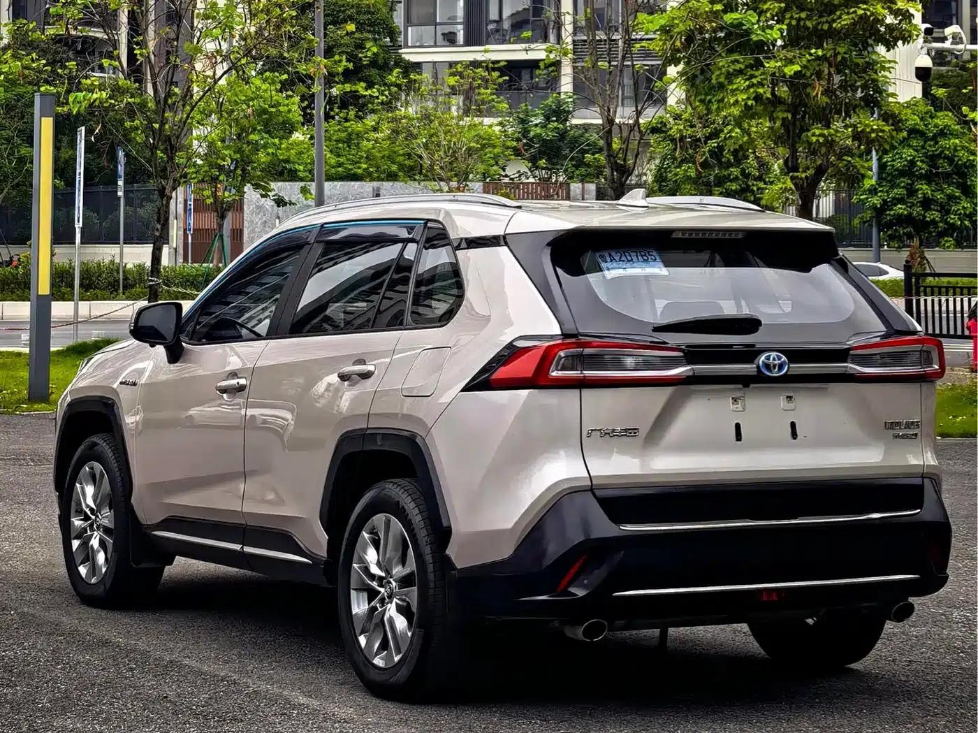 Highlander 2020 Hybrid 2.5L E-CVT 2WD Luxury Edition — миниатюра 4