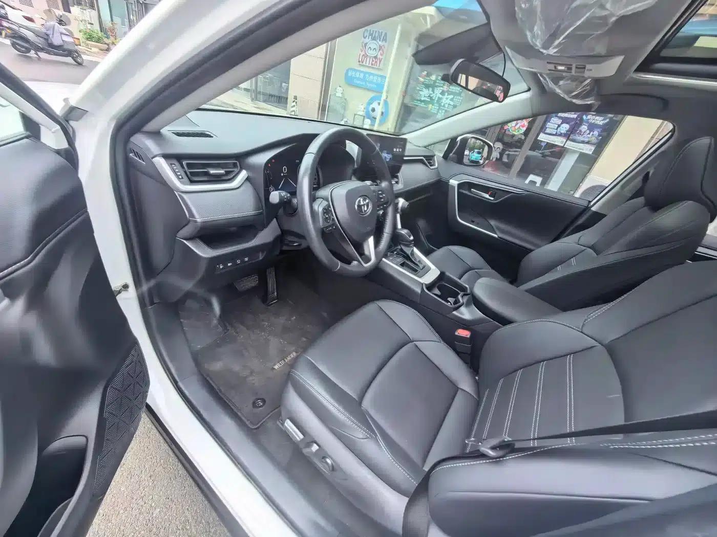 Highlander 2023 2.0L CVT 2WD Luxury PLUS Edition — миниатюра 6