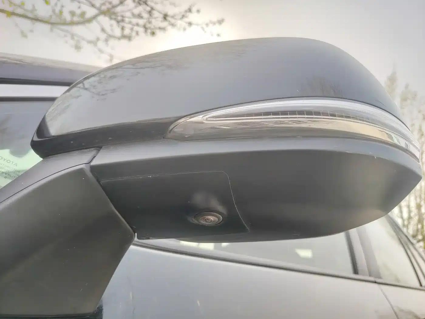 Highlander 2020 2.0L CVT 2WD Tech Edition — миниатюра 10