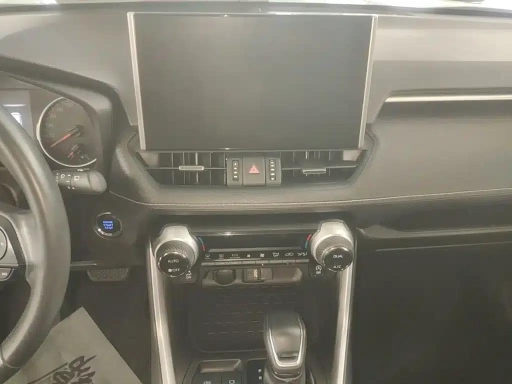 Highlander 2022 2.0L CVT 2WD Luxury PLUS Edition — миниатюра 13