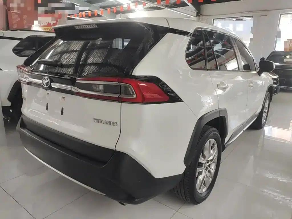 Highlander 2022 2.0L CVT 2WD Luxury PLUS Edition — миниатюра 7