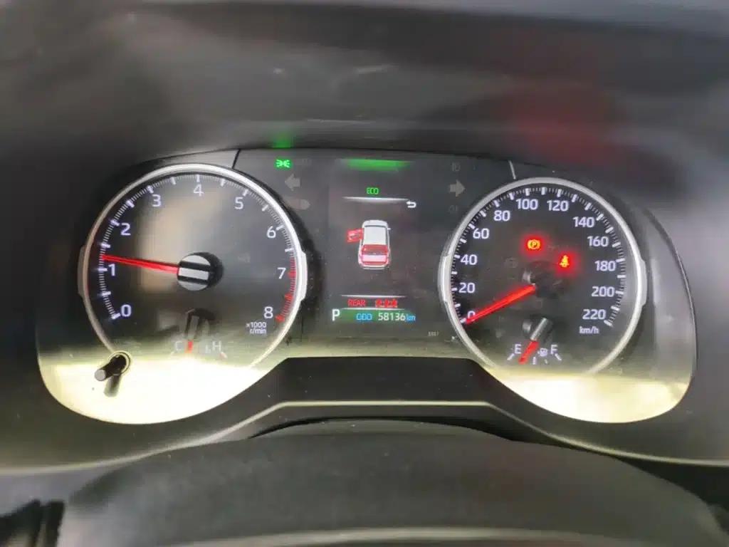 2023 Toyota Highlander 2.0L CVT 2WD Leading Edition — миниатюра 12