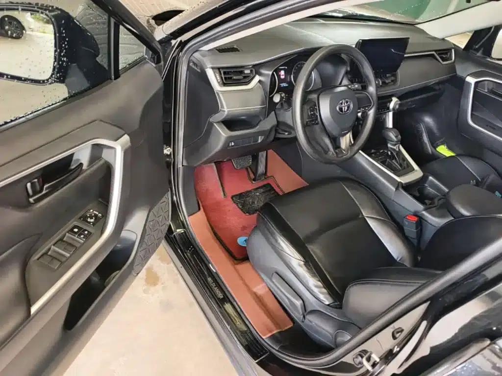 2023 Toyota Highlander 2.0L CVT 2WD Leading Edition — миниатюра 16