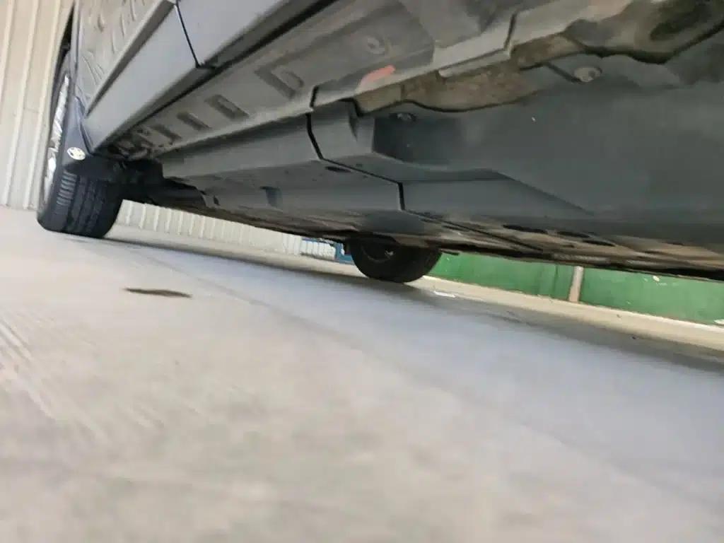 2023 Toyota Highlander 2.0L CVT 2WD Leading Edition — миниатюра 22