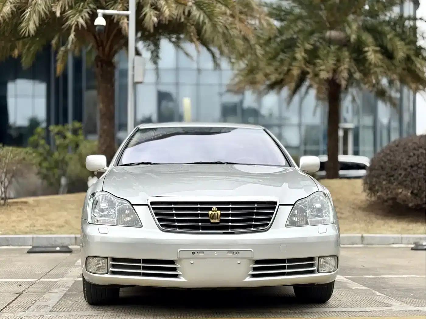 Crown 2007 2.5L Royal Special Edition — миниатюра 2