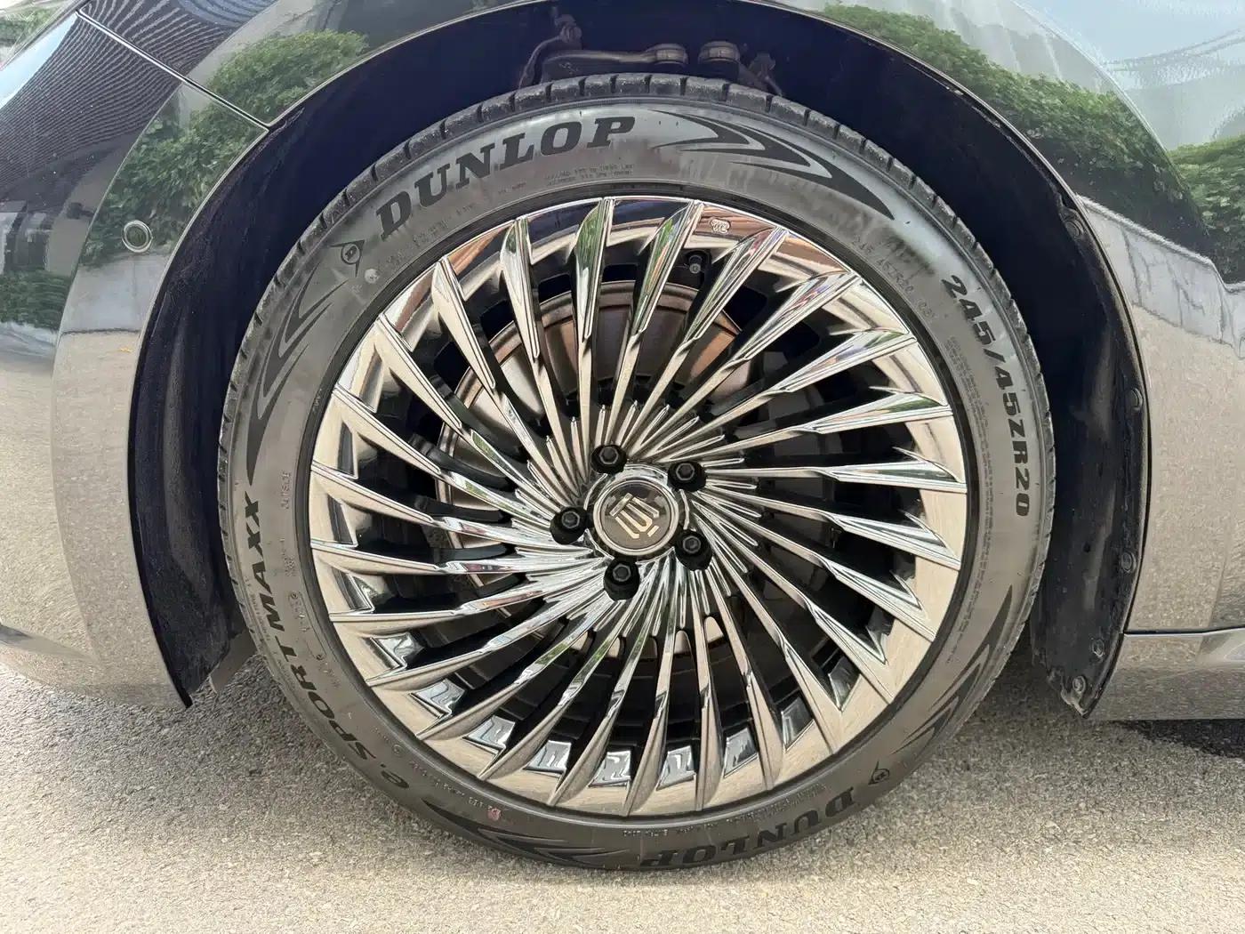 2024 Crown Imported Model 2.5L Supreme Edition — миниатюра 15