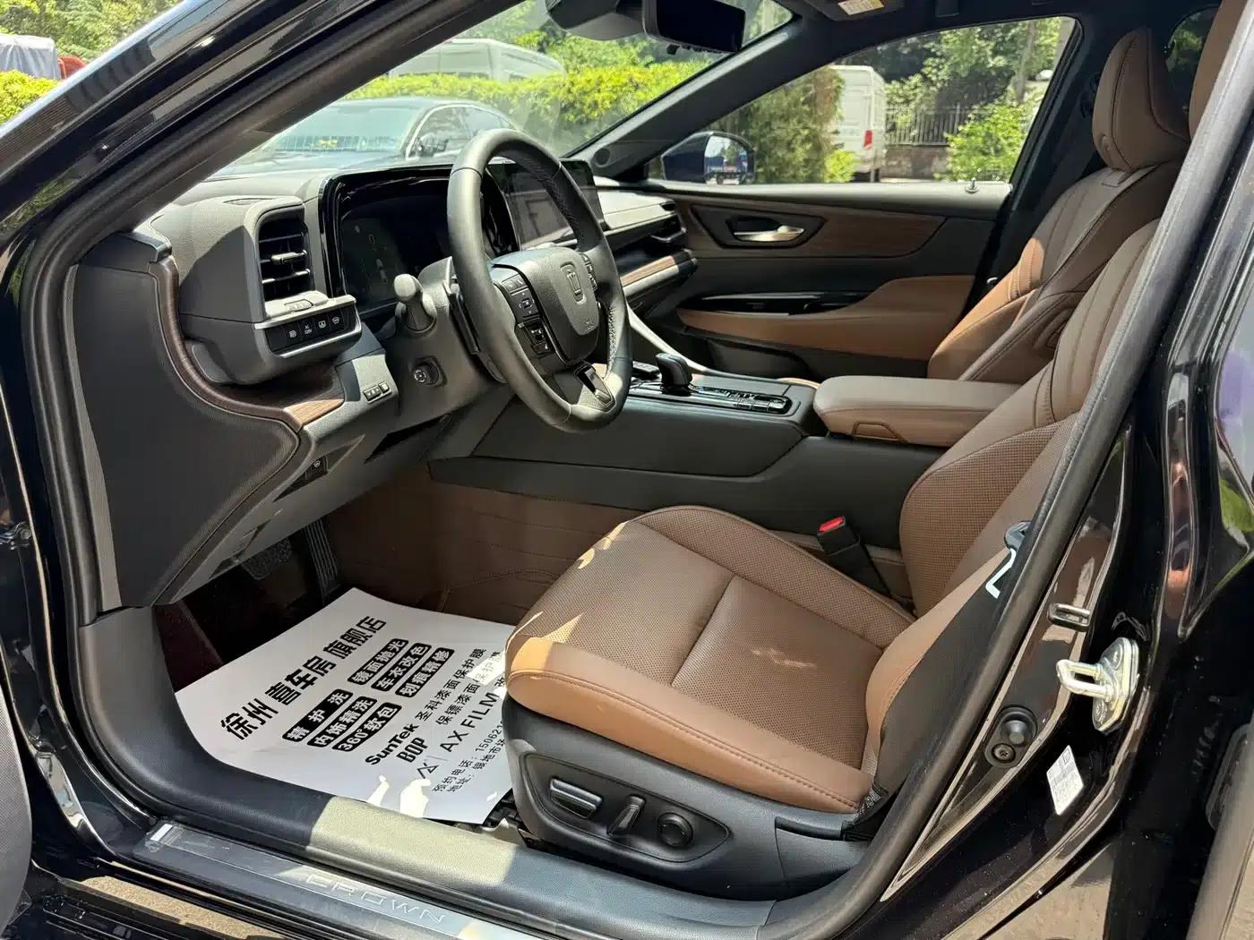 2024 Crown Imported Model 2.5L Supreme Edition — миниатюра 6
