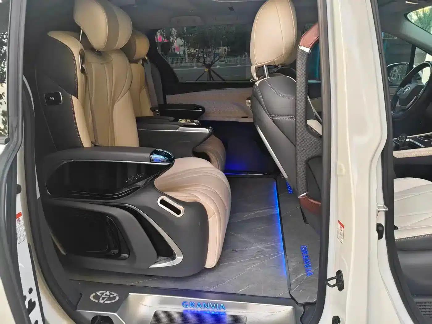 2024 Grevia 2.5L Hybrid Comfort Edition — миниатюра 10