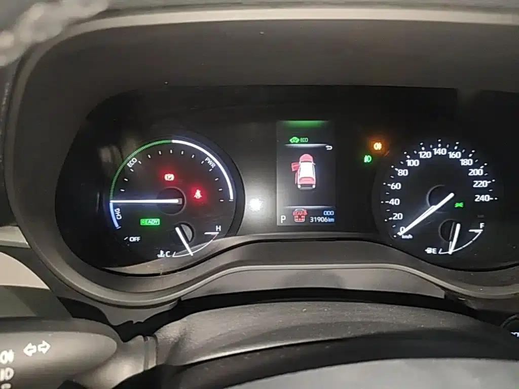 2024 Grevia 2.5L Hybrid Comfort Edition — миниатюра 12