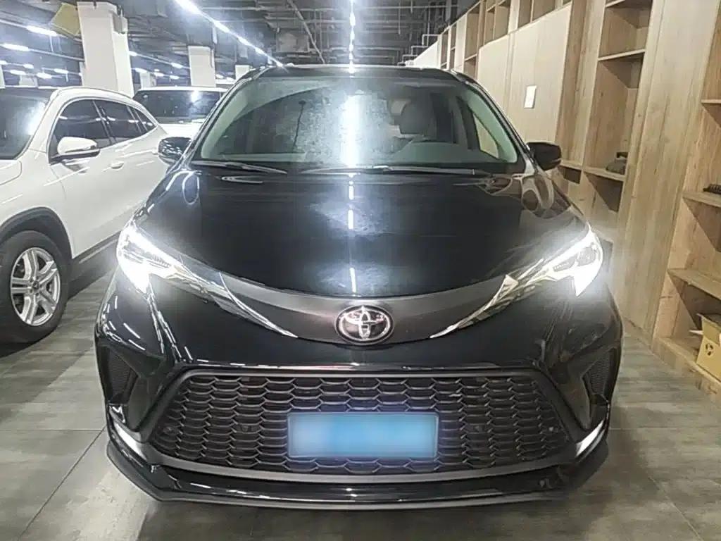 2024 Grevia 2.5L Hybrid Comfort Edition — миниатюра 3