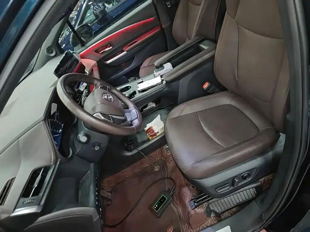 2023 Grevia 2.5L Hybrid Flagship VIP Edition — миниатюра 15