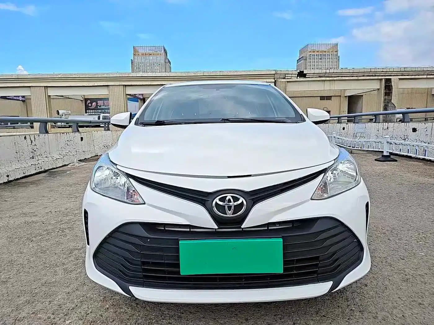 Vios 2017 1.5L CVT Adventure Edition — миниатюра 2