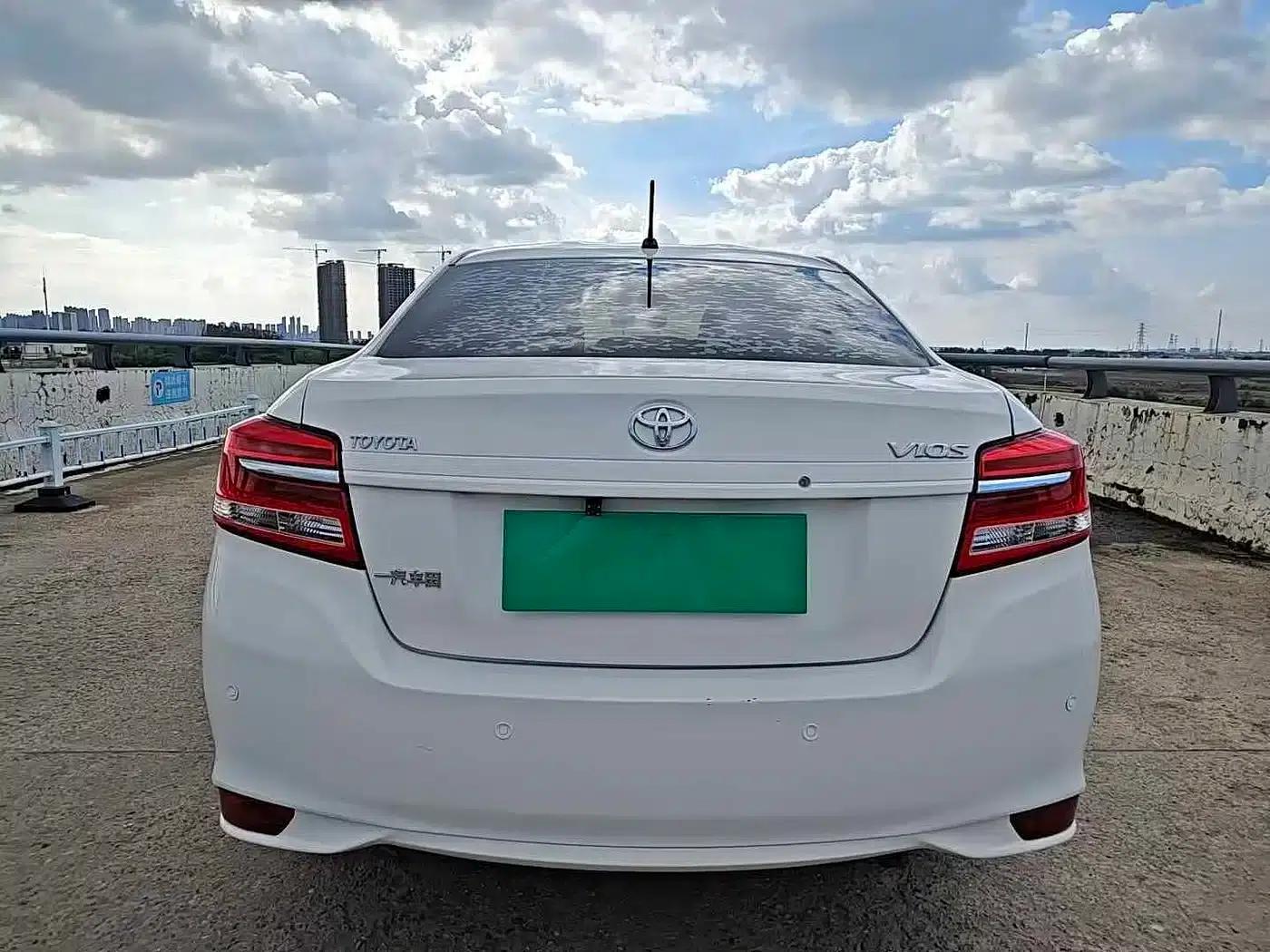 Vios 2017 1.5L CVT Adventure Edition — миниатюра 5