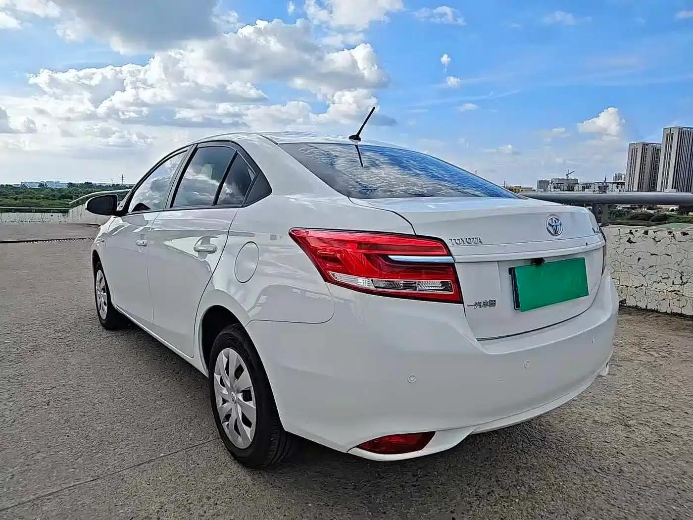 Vios 2017 1.5L CVT Adventure Edition — миниатюра 7