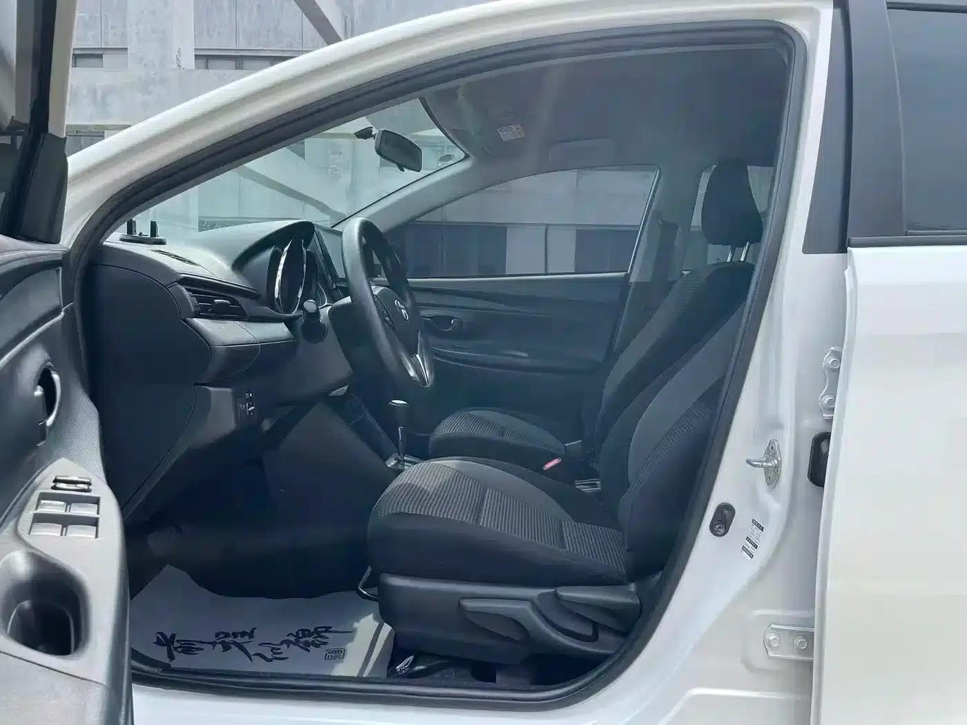 Vios 2022 1.5L 20th Anniversary Edition — миниатюра 4