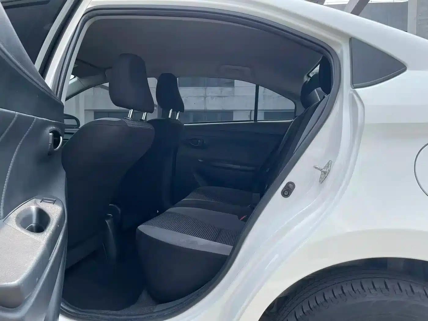 Vios 2022 1.5L 20th Anniversary Edition — миниатюра 6