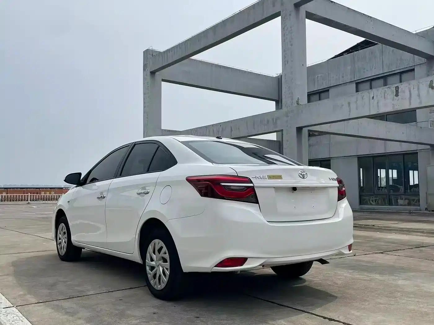 Vios 2022 1.5L 20th Anniversary Edition — миниатюра 7