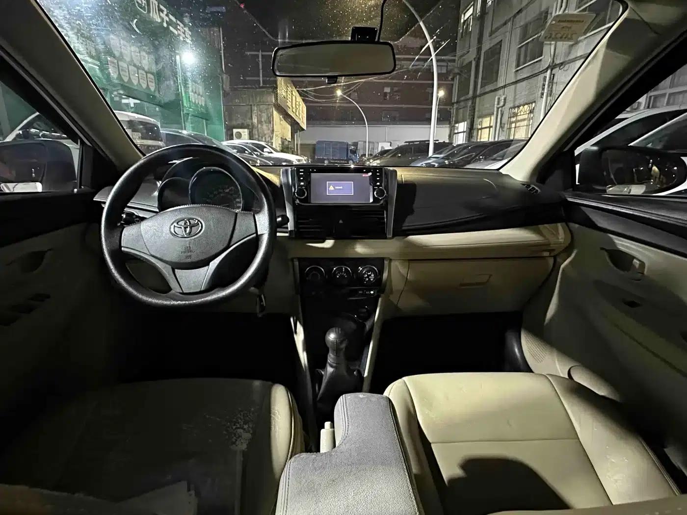 Vios 2014 1.3L Manual Value Edition — миниатюра 5