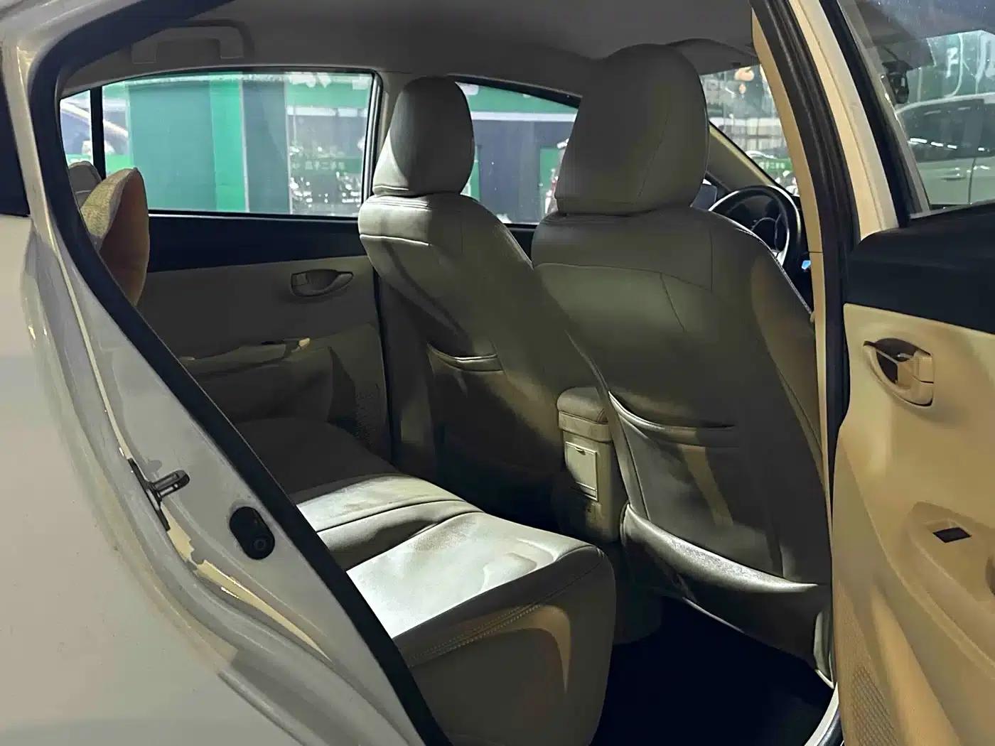 Vios 2014 1.3L Manual Value Edition — миниатюра 8