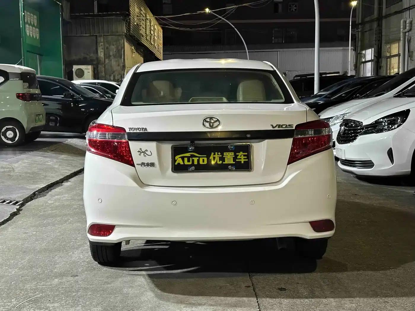 Vios 2014 1.3L Manual Value Edition — миниатюра 9