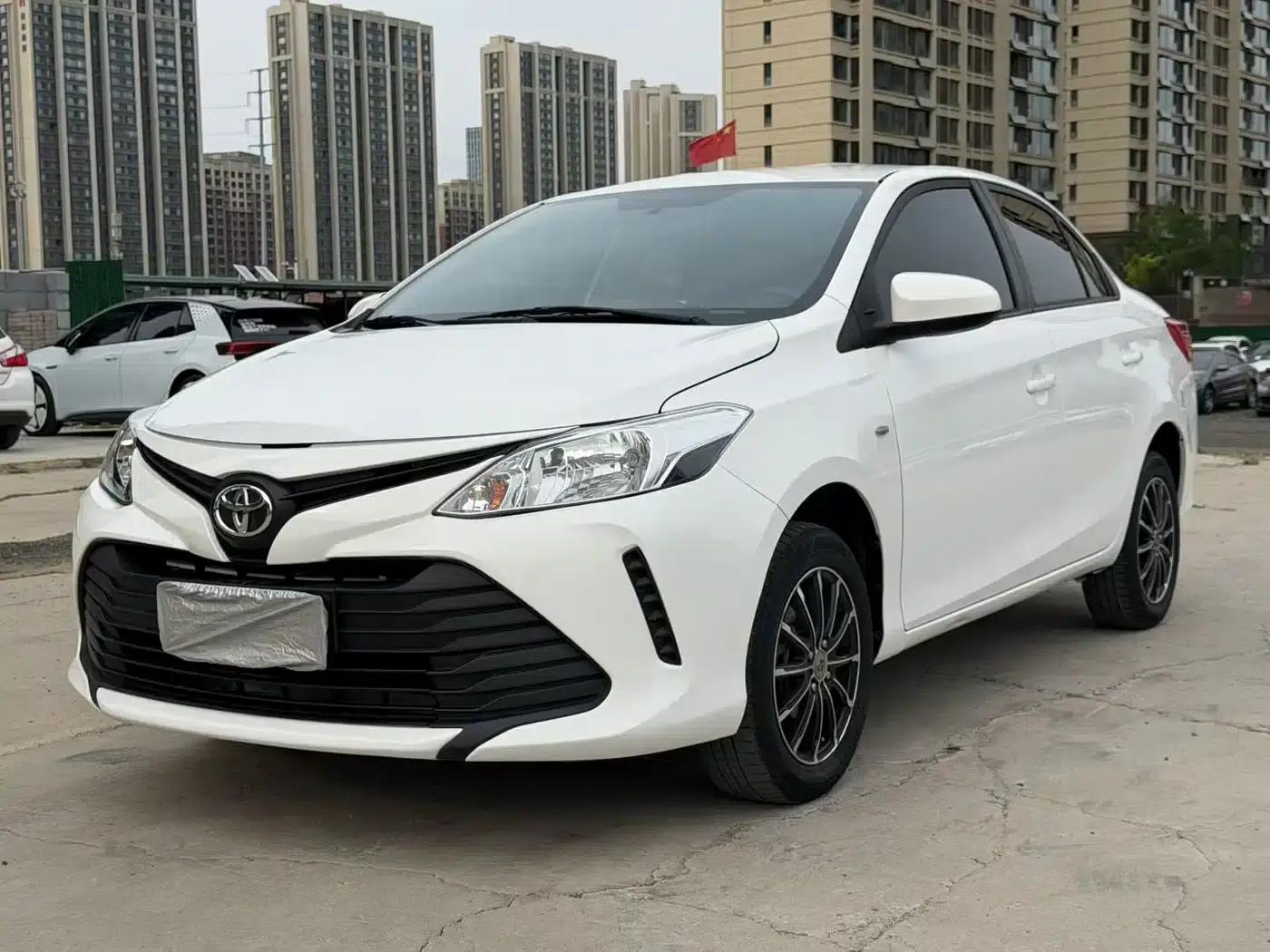 Vios 2019 1.5L CVT Adventure Edition — миниатюра 1