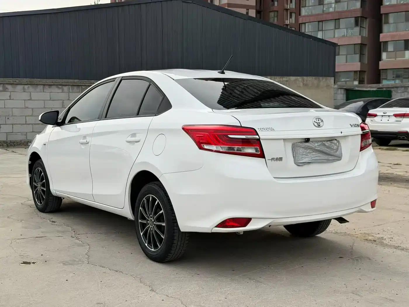 Vios 2019 1.5L CVT Adventure Edition — миниатюра 4