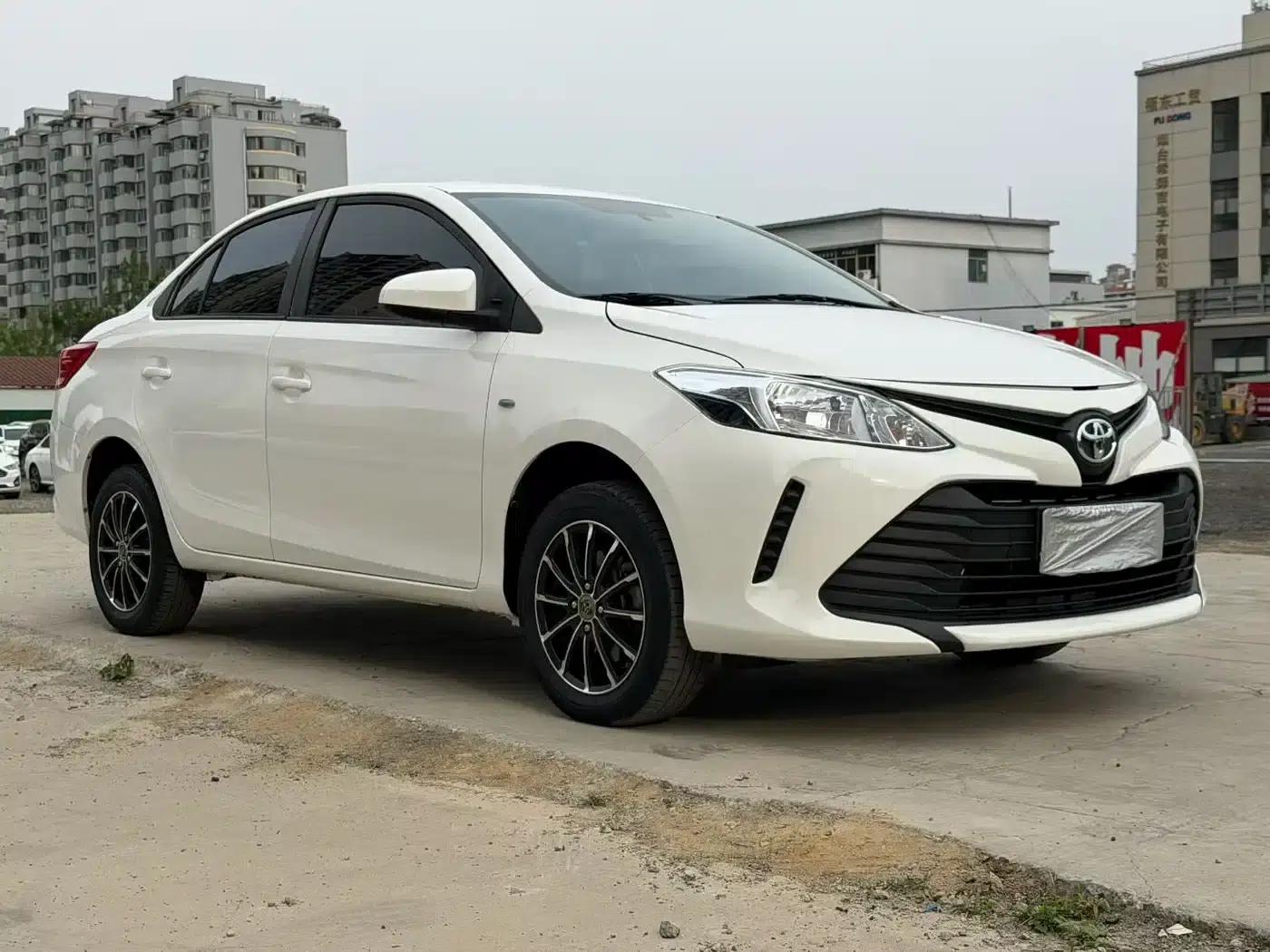 Vios 2019 1.5L CVT Adventure Edition — миниатюра 6