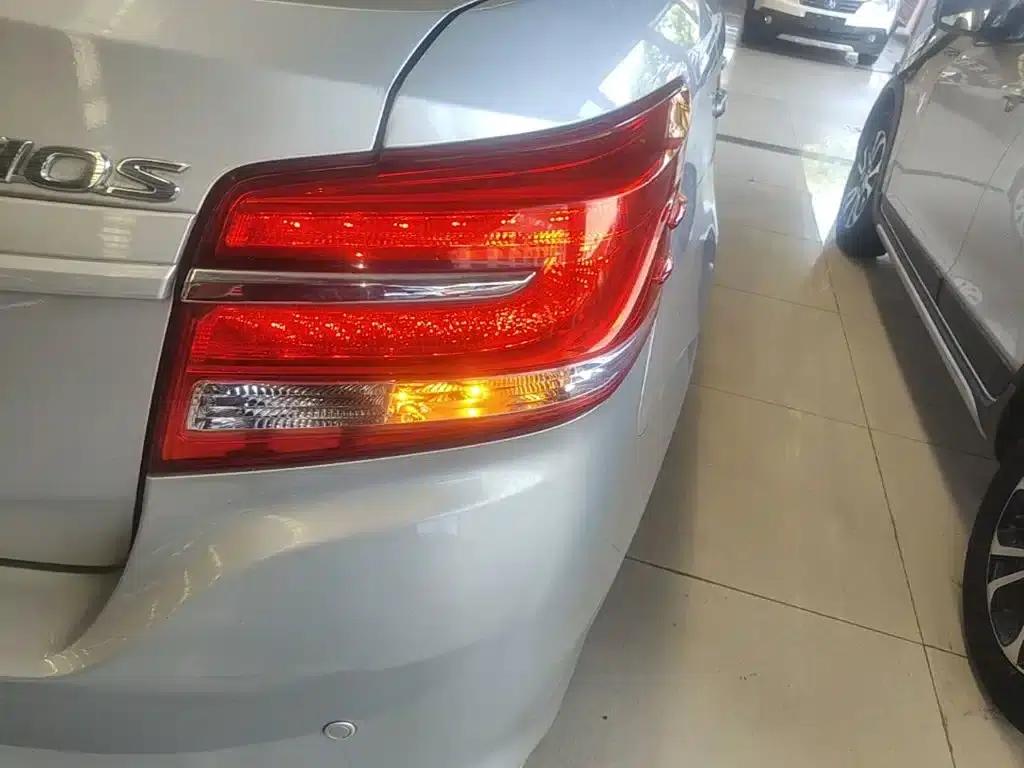 Vios 2019 1.5L CVT Adventure Edition — миниатюра 8