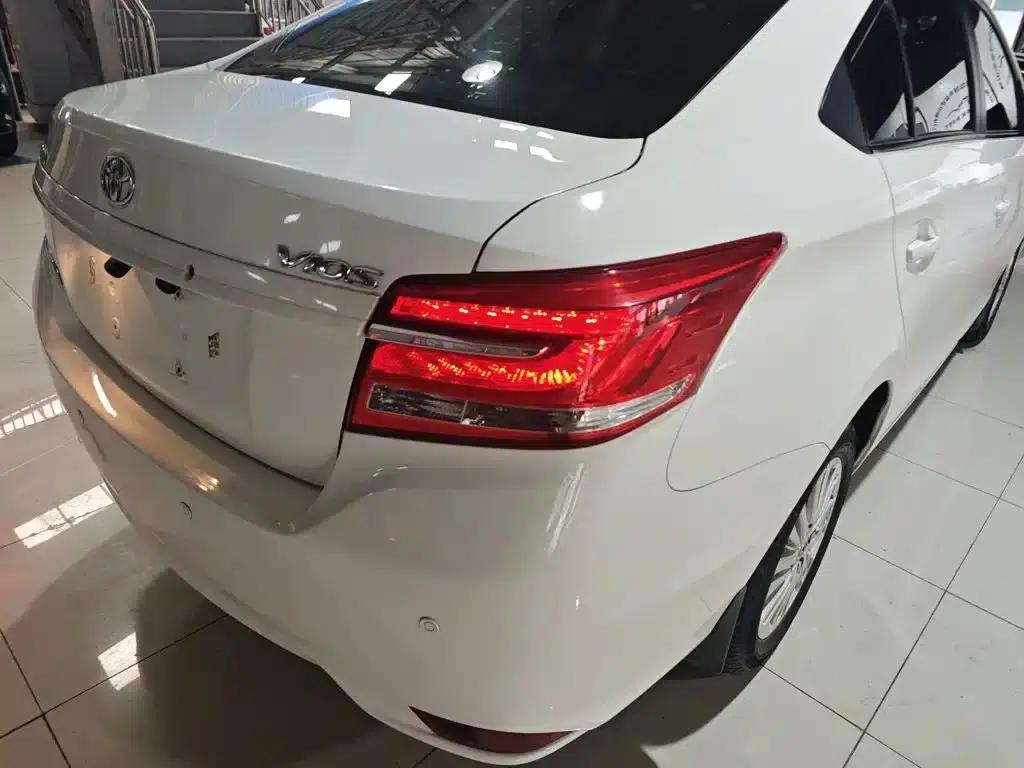Vios 2019 1.5L CVT Adventure Edition — миниатюра 8