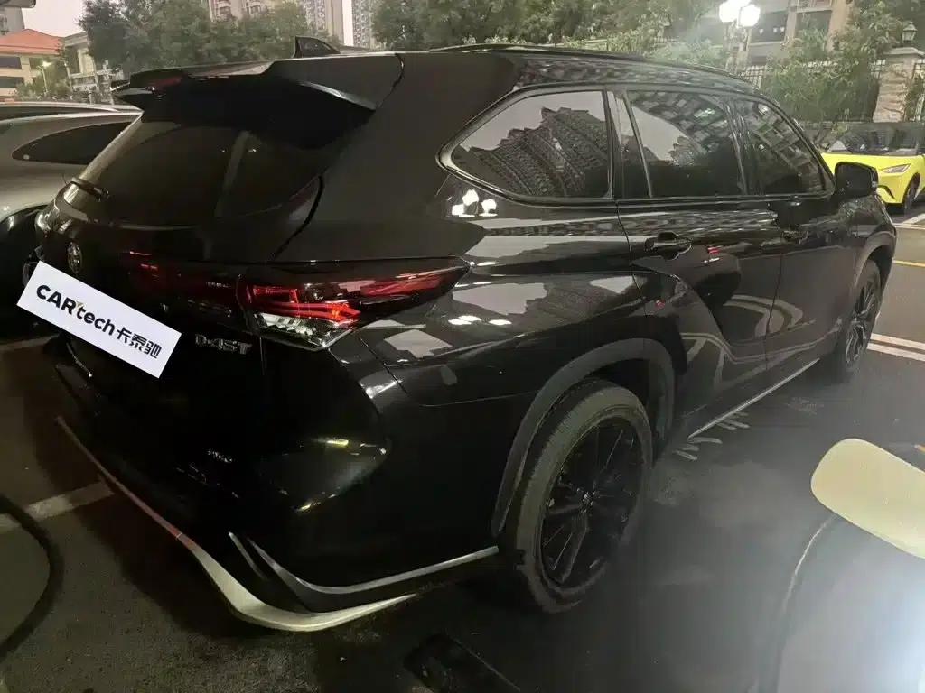 Crown Land Cruiser 2024 2.0T 4WD Sporty Edition — миниатюра 2