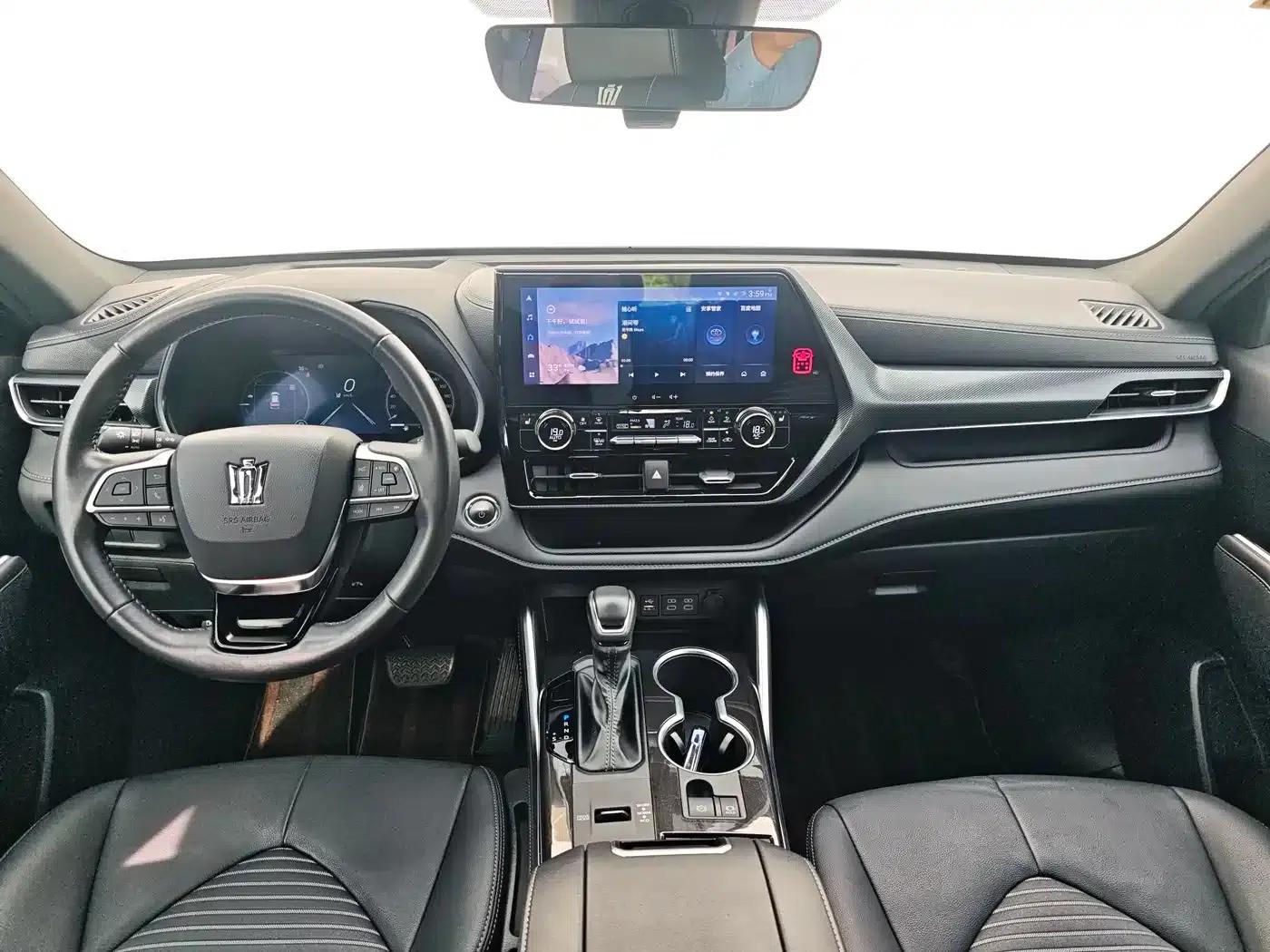 Crown Land Cruiser 2024 2.5L HEV 4WD Premium Edition — миниатюра 15