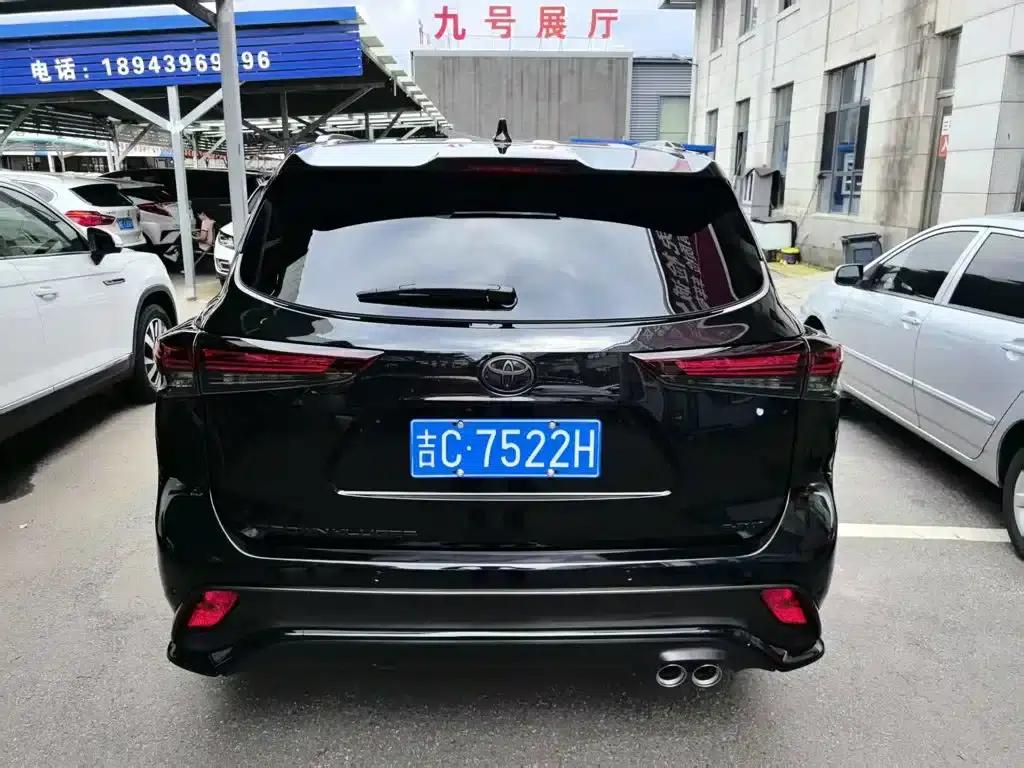 Crown Land Cruiser 2026 2.5L HEV 4WD Premium Edition — миниатюра 9
