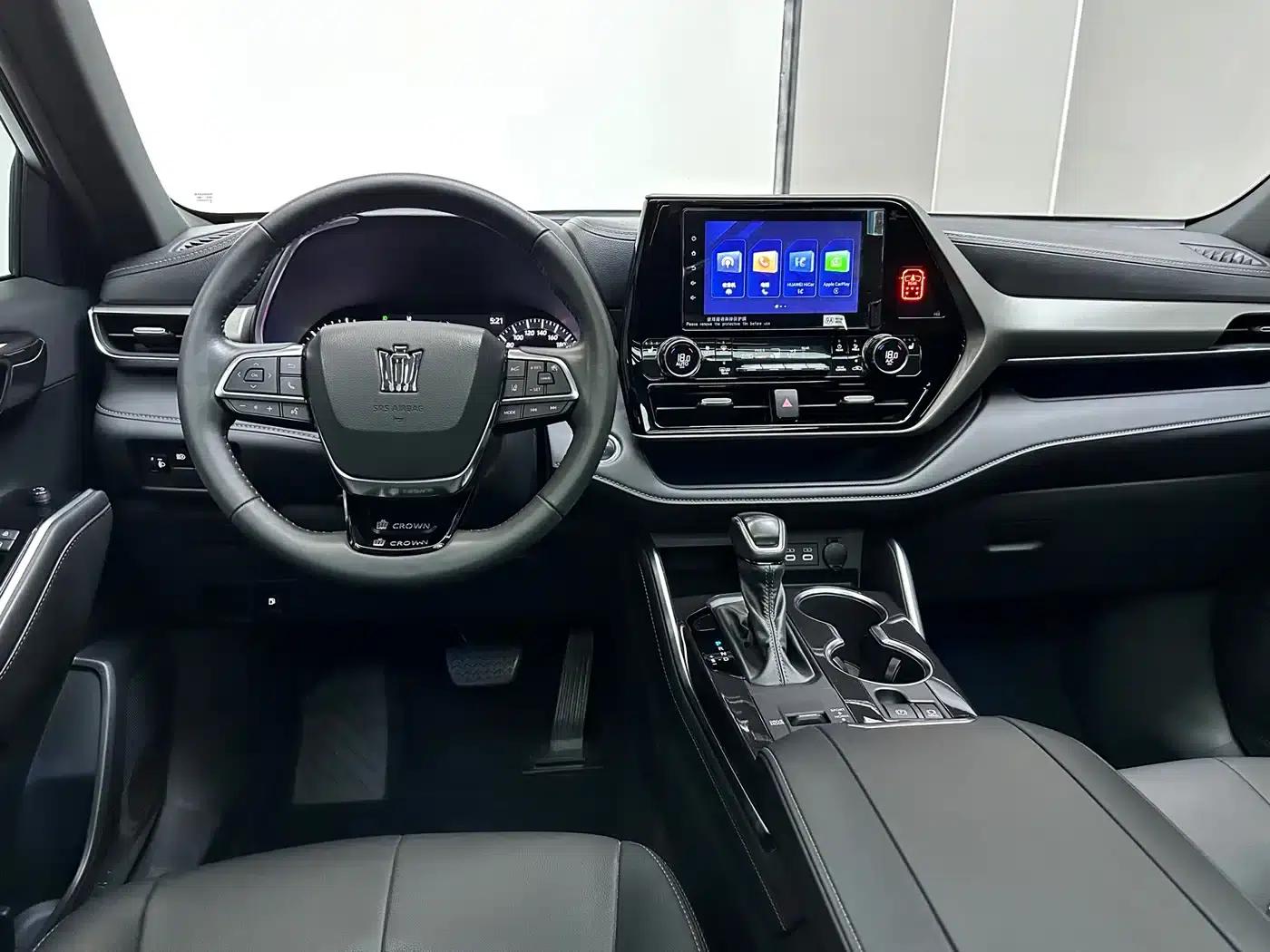 Crown Land Cruiser 2023 2.5L HEV 4WD Luxury Edition — миниатюра 9