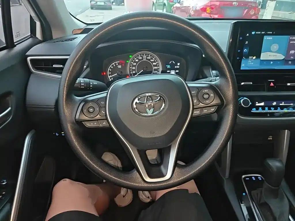 2022 Toyota Corolla Sharp 2.0L Luxury Edition — миниатюра 11