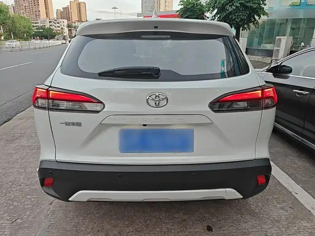 2022 Toyota Corolla Sharp 2.0L Luxury Edition — миниатюра 6