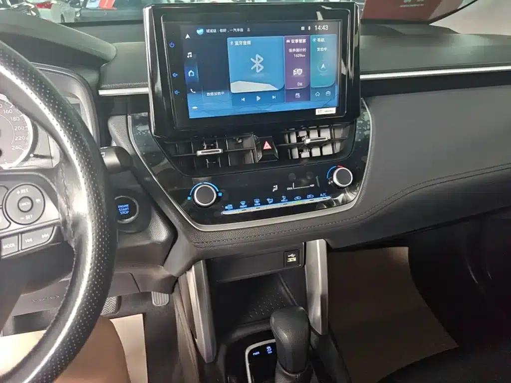 2022 Toyota Corolla Sharp 2.0L Luxury Edition — миниатюра 13