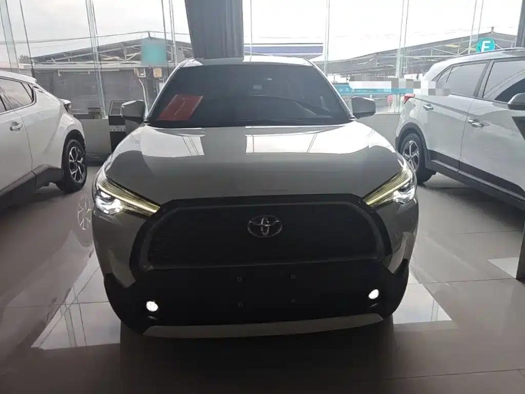 2022 Toyota Corolla Sharp 2.0L Luxury Edition — миниатюра 3