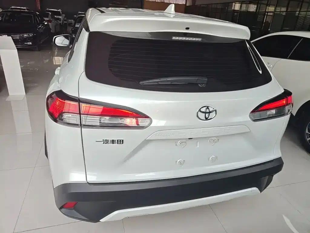 2022 Toyota Corolla Sharp 2.0L Luxury Edition — миниатюра 6