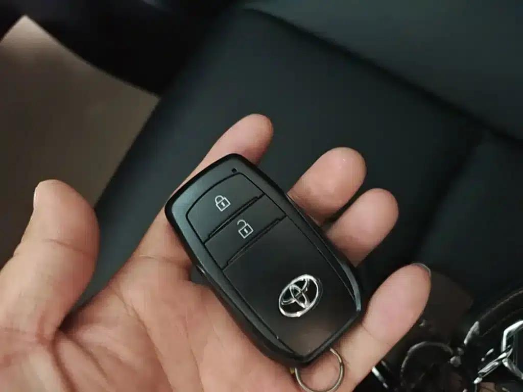 2022 Toyota Corolla Sharp 2.0L Luxury Edition — миниатюра 9
