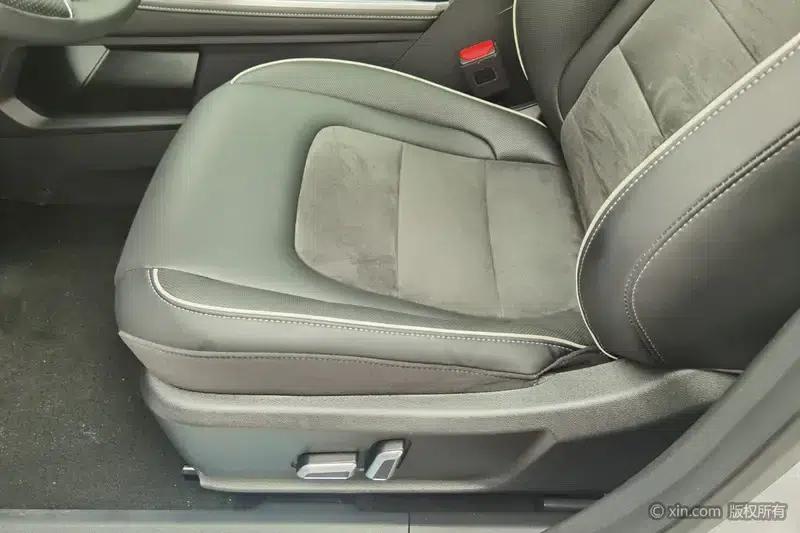 Haval H6 2023 National Trend Edition 1.5T Automatic Champion Edition — миниатюра 18