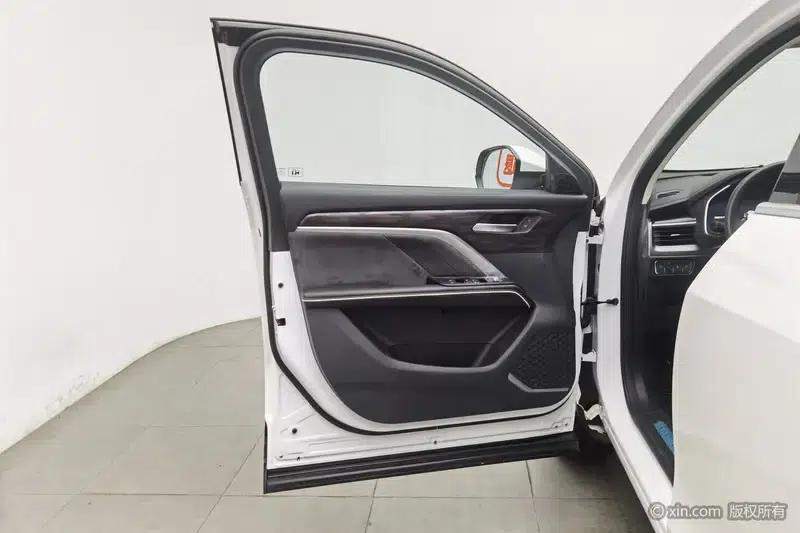 Haval H6 2023 National Trend Edition 1.5T Automatic Champion Edition — миниатюра 21