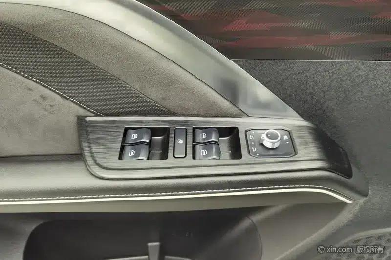Haval H6 2023 National Trend Edition 1.5T Automatic Champion Edition — миниатюра 22