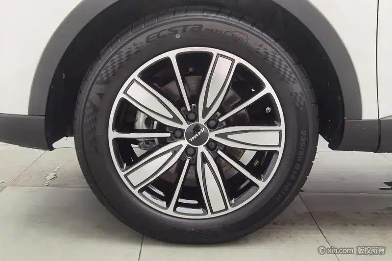 Haval H6 2023 National Trend Edition 1.5T Automatic Champion Edition — миниатюра 10