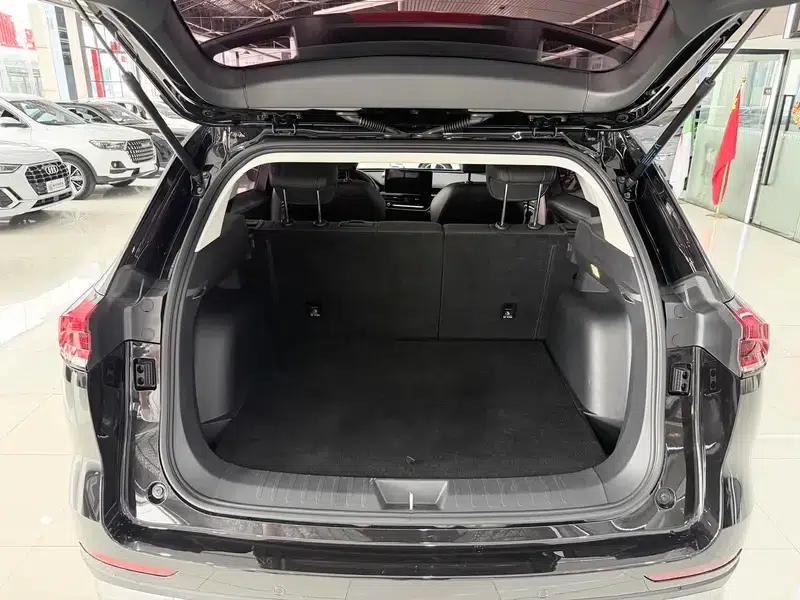 Haval H6 2023 National Trend Edition 1.5T Automatic Urban Edition — миниатюра 13